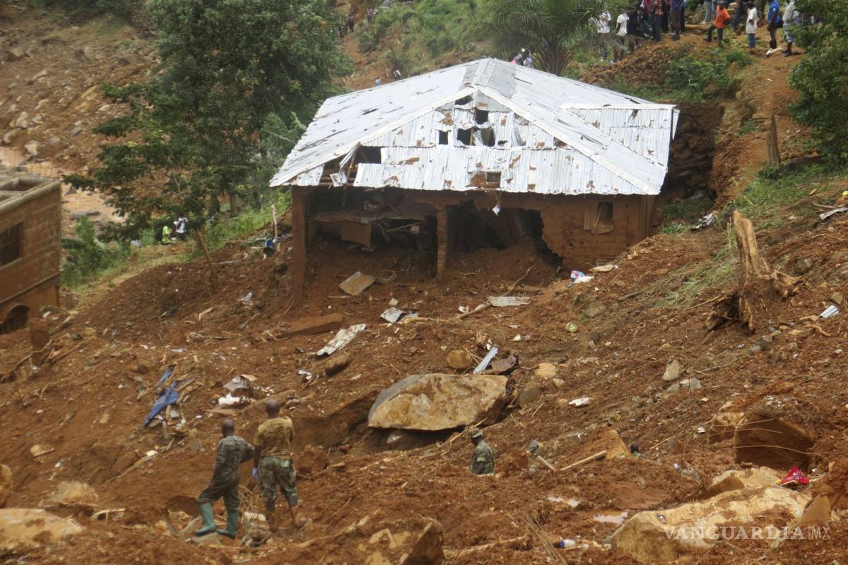 Más de 100 niños y miles sin hogar por lluvias en Sierra Leona