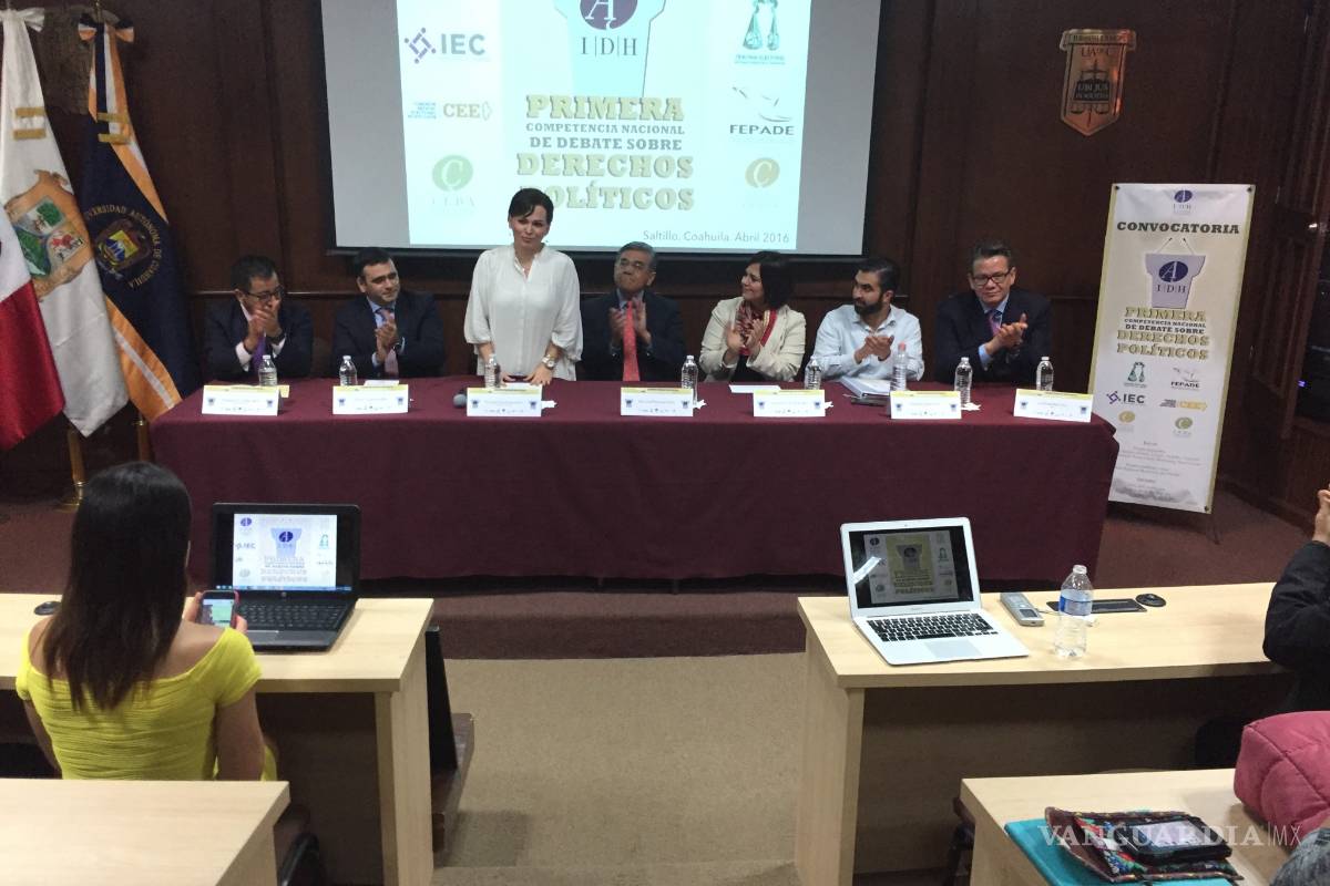 Debatirá la Facultad de Jurisprudencia de la UAdeC en competencia nacional sobre Derechos Políticos