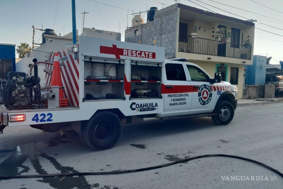 Quema de basura se sale de control y consume tejabanes en Ramos Arizpe