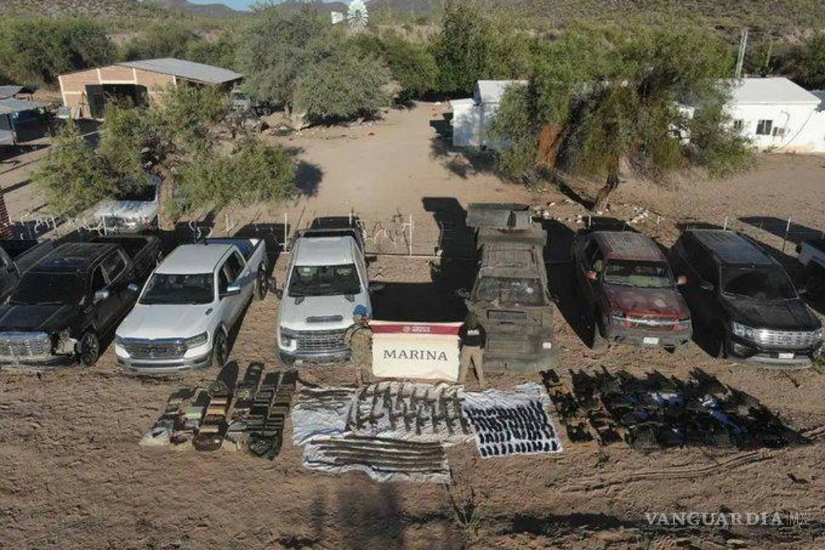 Autoridades aseguran predio, vehículos y armas en Pitiquito, Sonora