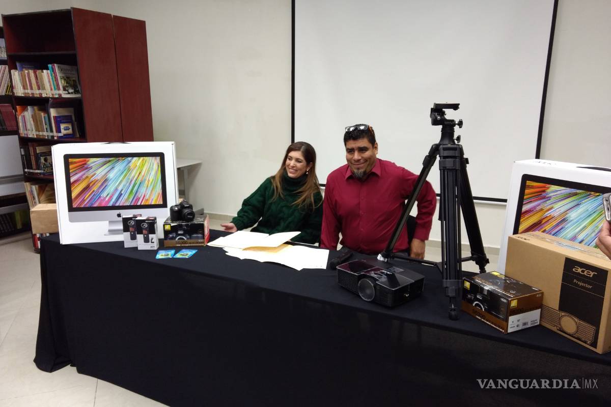 La Secretaría de Cultura capacita y entrega equipo para creación de cortometrajes en Piedras Negras