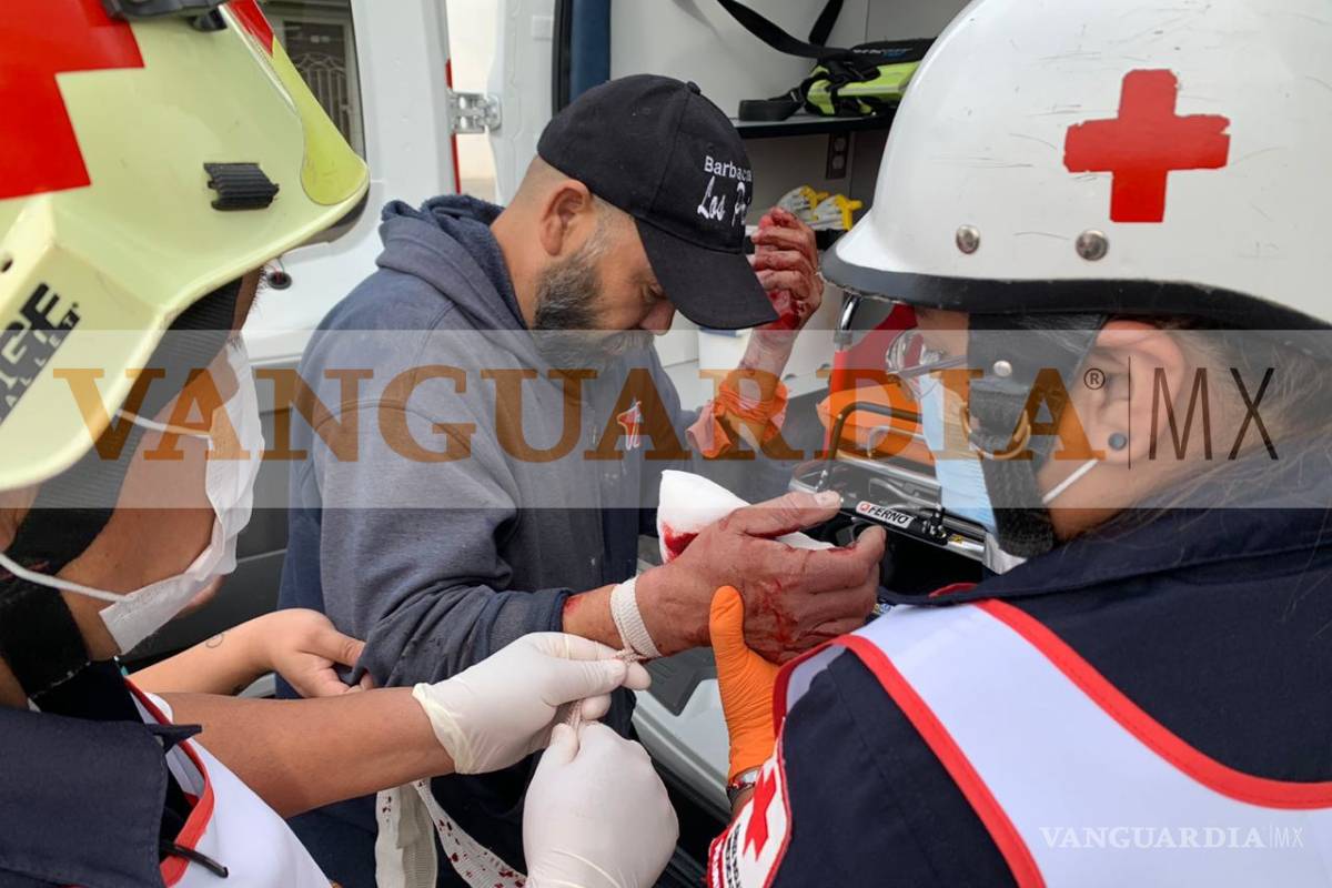 Casi se amputa las manos con un pulidor vecino de la colonia Zaragoza de Saltillo