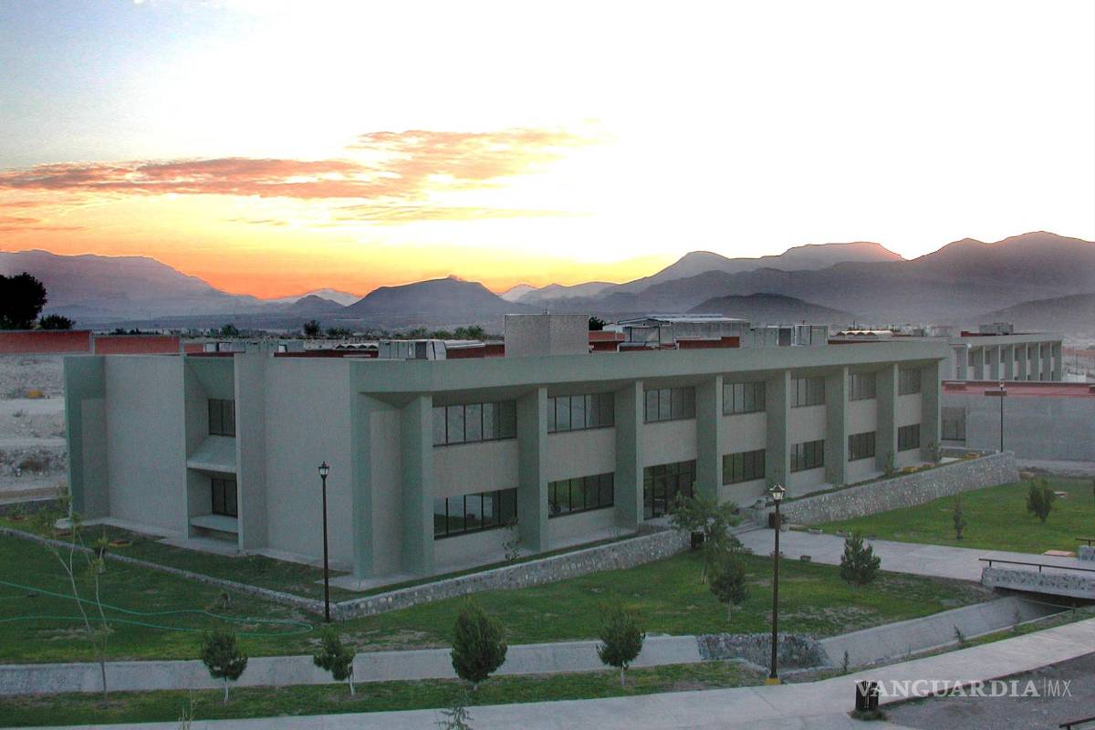 Docentes de la UTC de Ramos Arizpe se capacitan para elevar su nivel académico