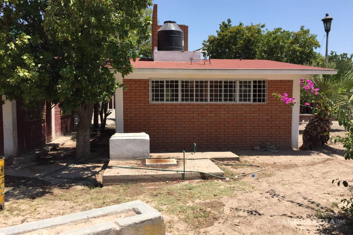 Torreón pagó sobrecostos en baños, bardas y hasta bordos