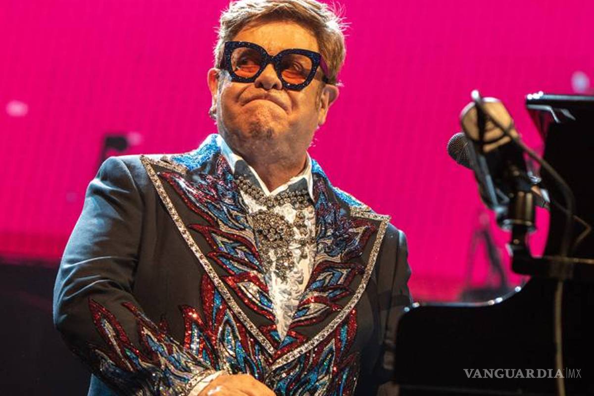 Elton John temió no poder curar su adicción a drogas y alcohol