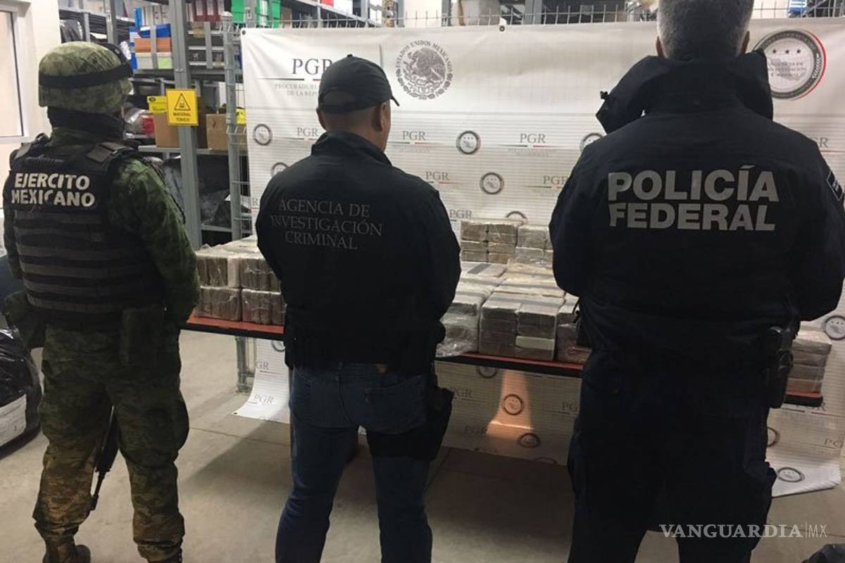 Aseguran avioneta cargada de cocaína en Guanajuato