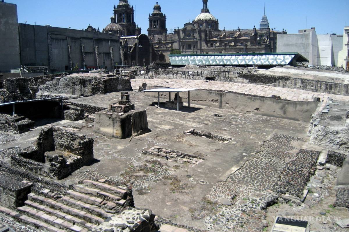 Protestan investigadores de INAH en el Templo Mayor