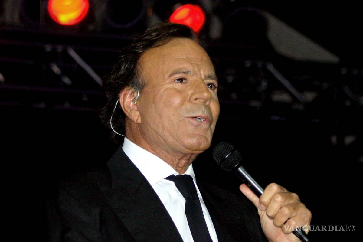Julio Iglesias no cantará más en los casinos de Trump