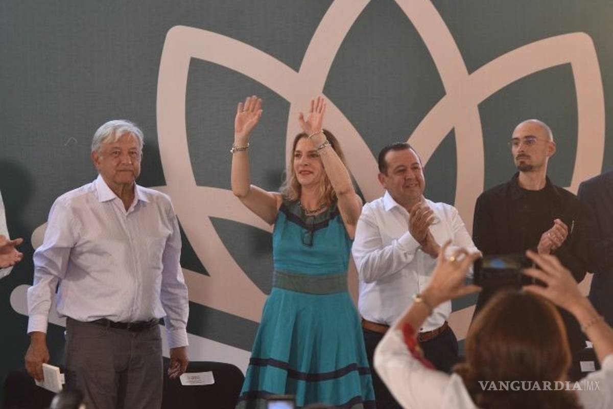 El poderoso mensaje de Beatriz Gutiérrez, esposa de AMLO, sobre la lectura... surgen las comparaciones con Angélica Rivera (Video)