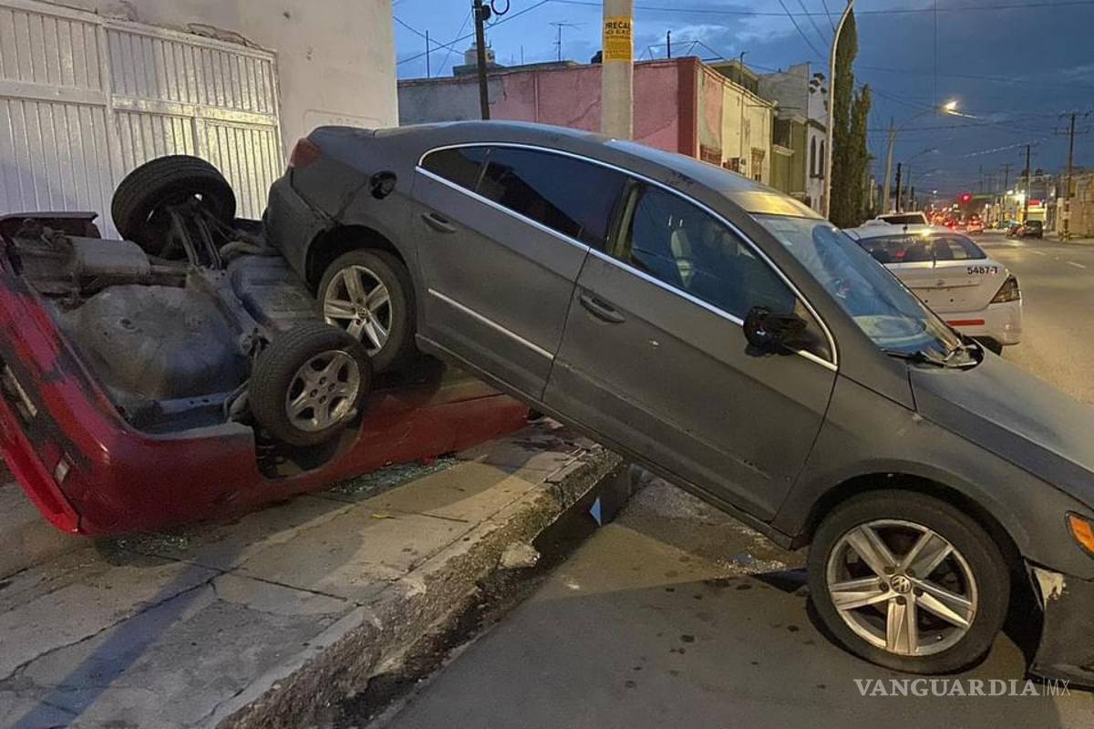 Bronca de hermanos termina en volcadura, en Saltillo
