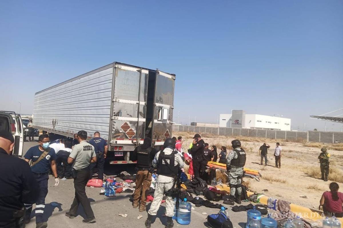 Abandonan a cerca de 200 migrantes al interior de una caja de tráiler sellada en Monclova