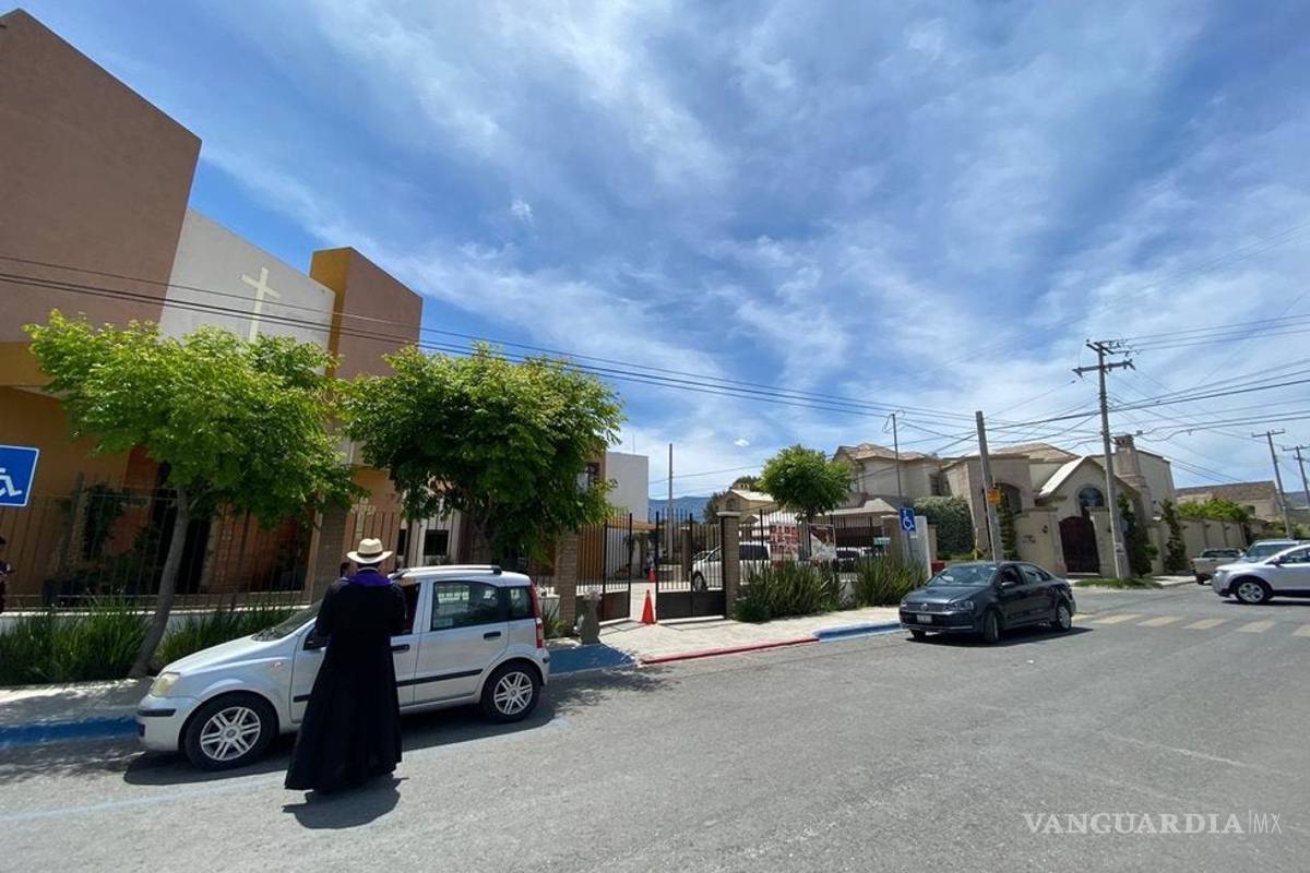 Coronavirus: Reprueba Obispo Raúl Vera actividad en parroquia de Saltillo: 'fue una decisión grave'