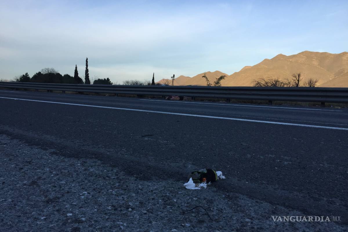 Mata a indigente un auto ‘fantasma’ en carretera Saltillo - Monterrey