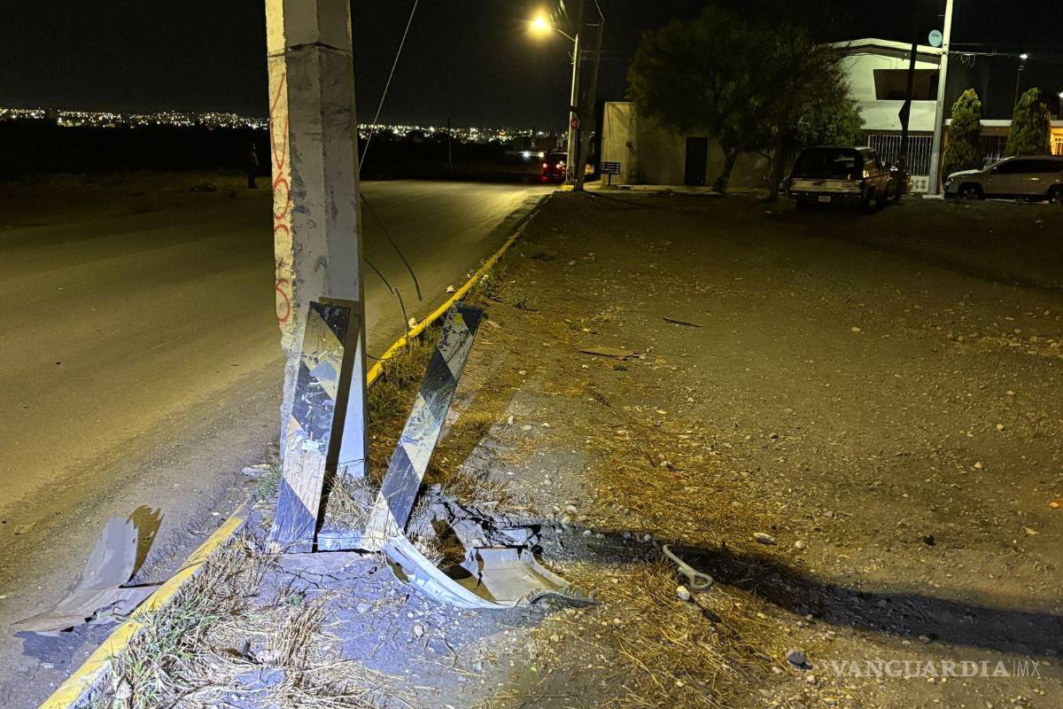 $!A pesar del fuerte impacto, el conductor no sufrió lesiones de gravedad, pero fue detenido por manejar en estado de ebriedad.