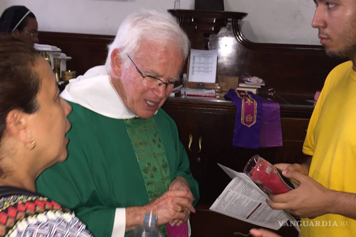 Respalda Obispo de Saltillo movimientos de médicos y maestros