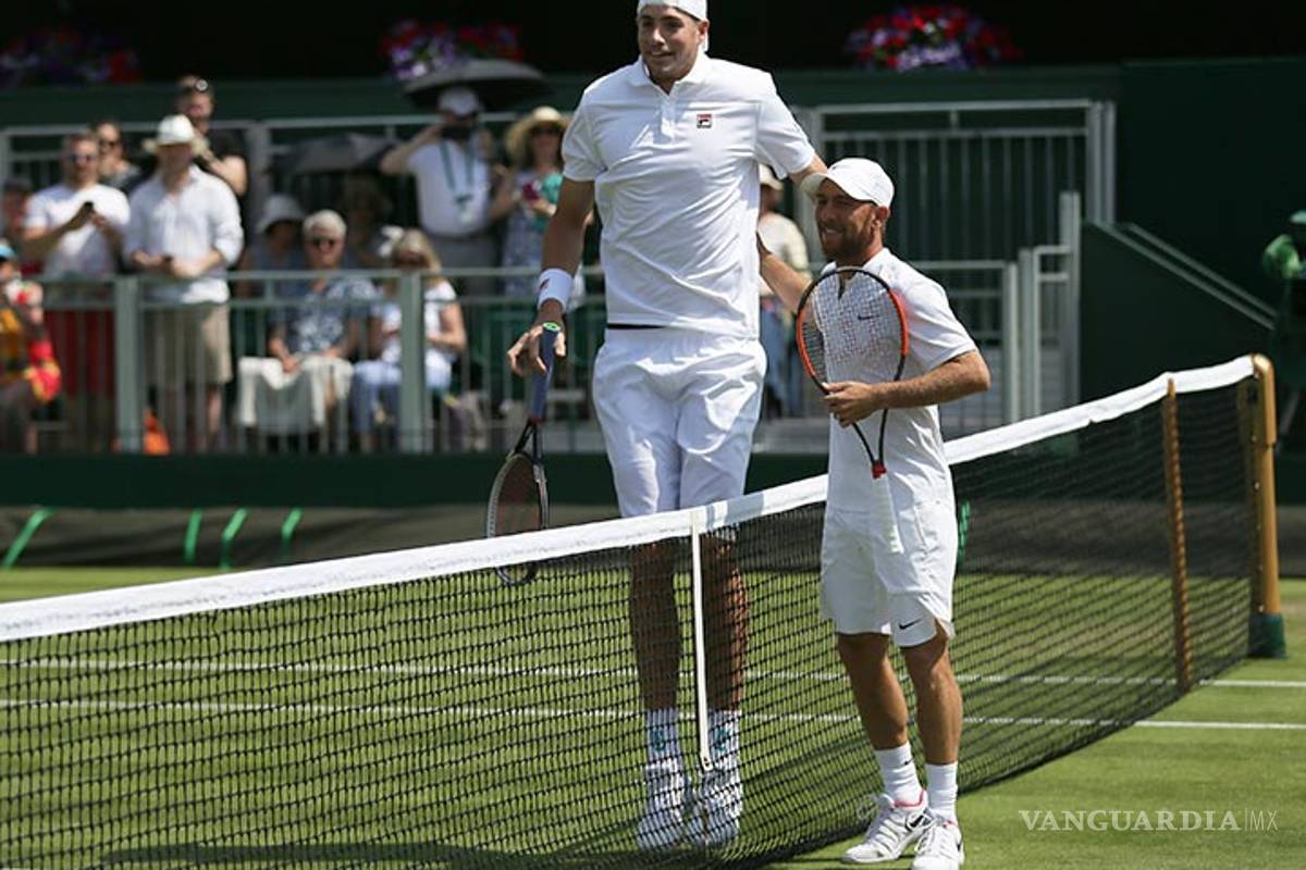 Tenistas comparten divertida imagen de Wimbledon