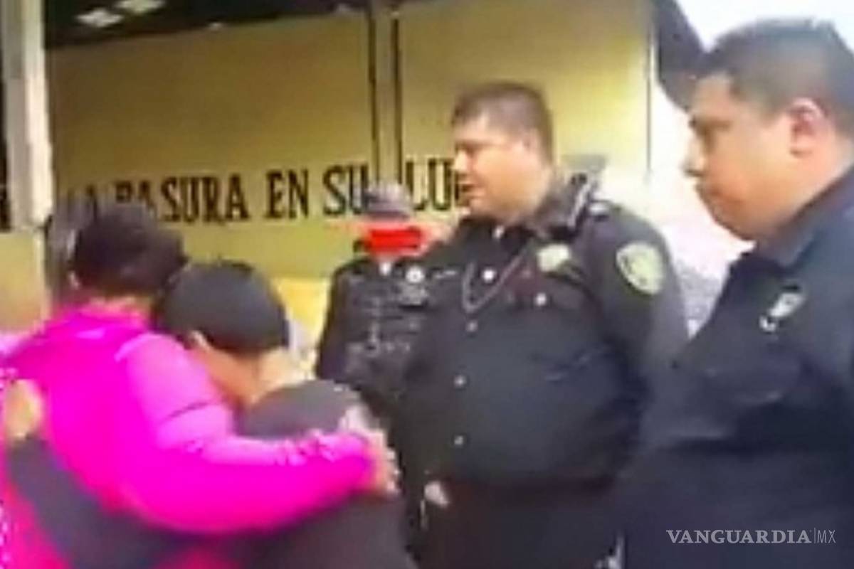 Policías rescatan a niño extraviado en Tepito