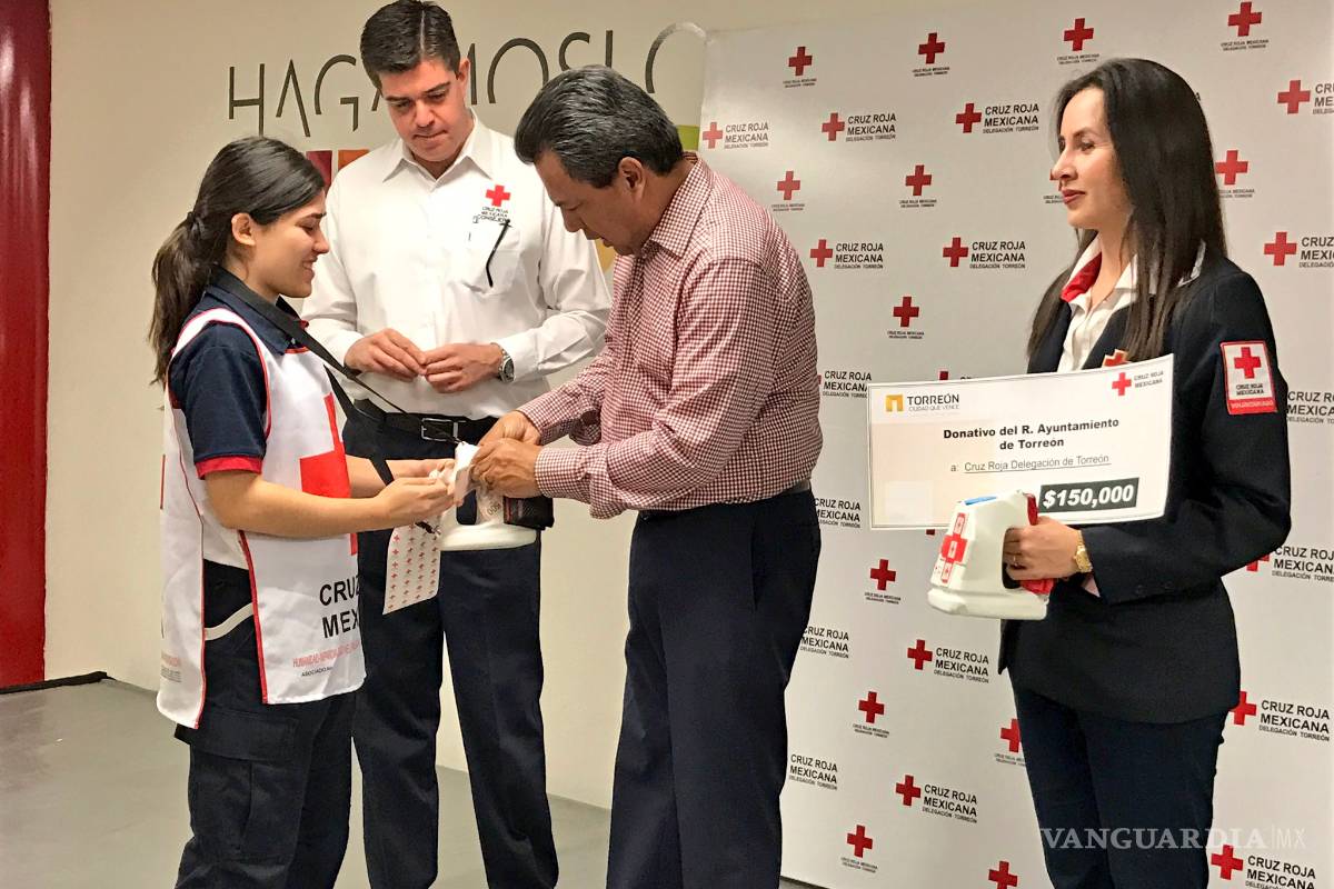 Entrega alcalde de Torreón donativo de más de 1.6 mdp a Cruz Roja
