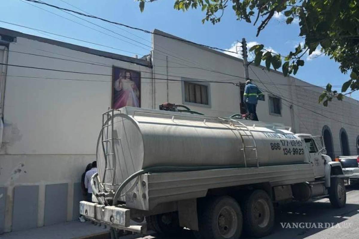 $!Ciudadanos denuncian también el desabasto de agua potable en sus hogares.