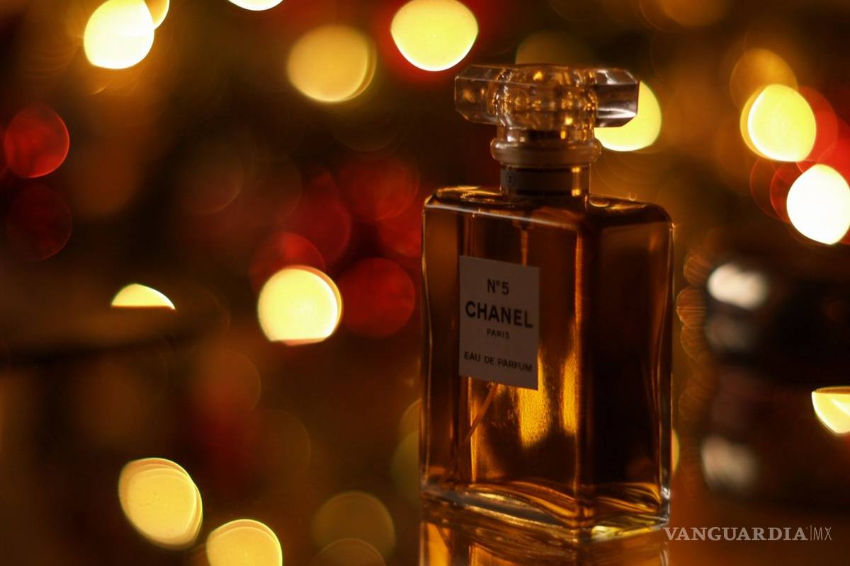 Construcción de tren amenazaría producción del Chanel No. 5