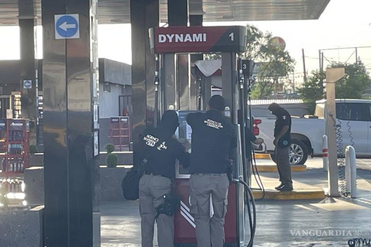 $!En las estaciones ubicadas en la colonia Chapultepec y en la colonia república, trabajadores decidieron cerrar al público en general.