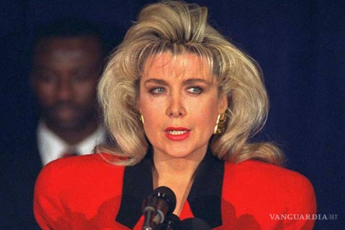 Trump invitó a examante de Bill Clinton al debate