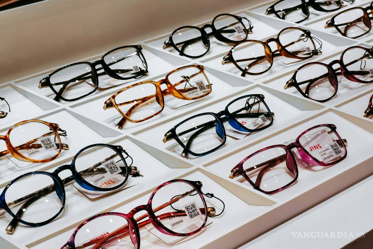 Los lentes mejoran los ingresos, no solo la vista