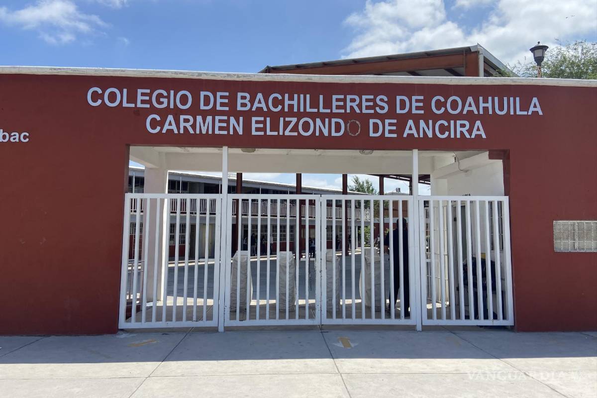 Alumnos del COBAC se dan de golpes al interior del plantel del oriente en Monclova (video)