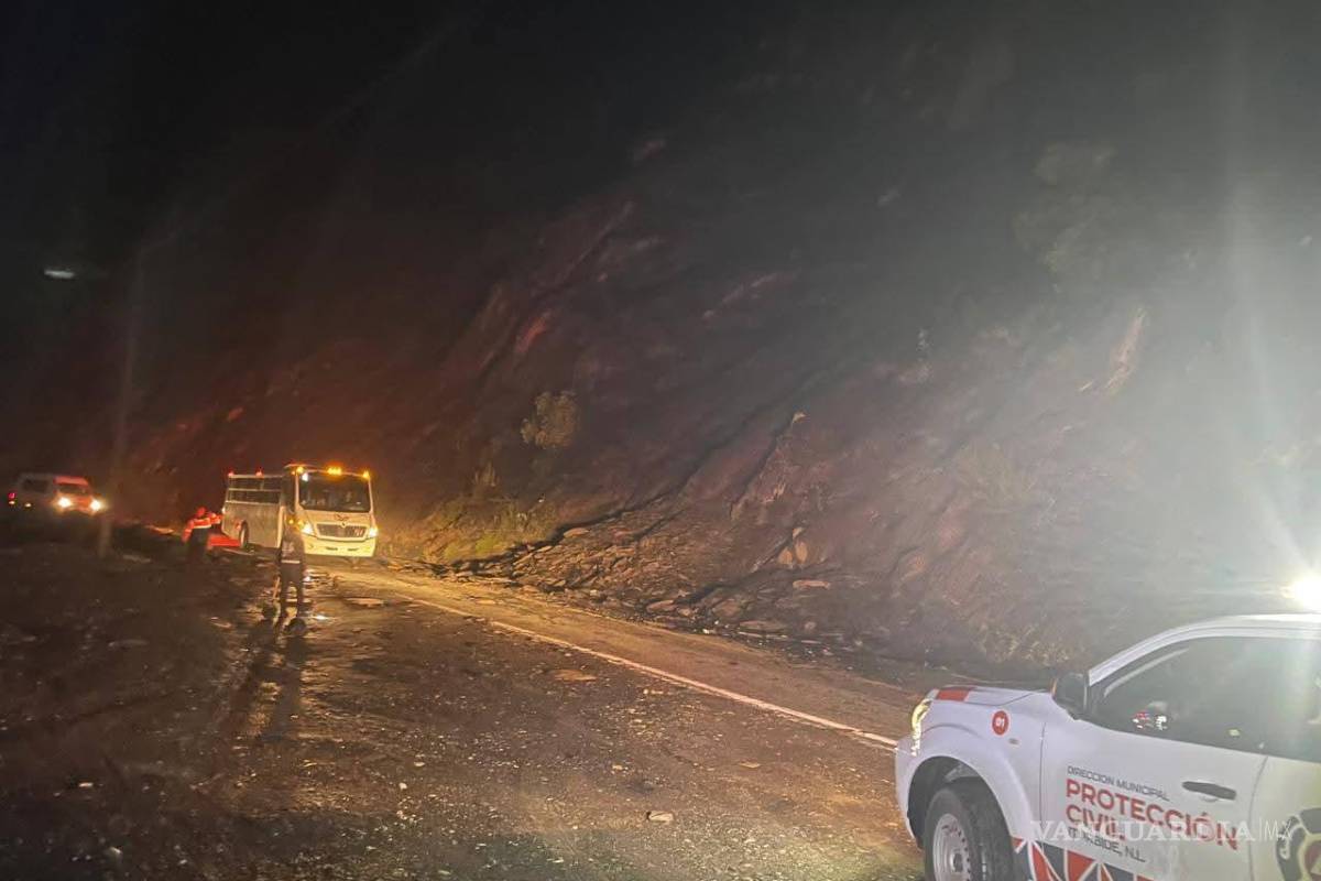 Reportan cierres parciales en la carretera Iturbide a Linares por deslaves