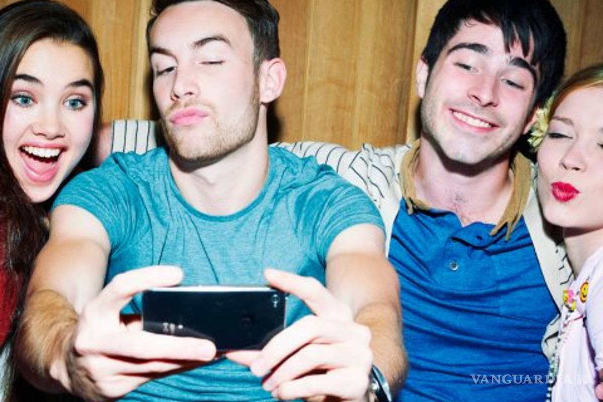 Los bajos sueldos de los millennials les impiden pagar sus deudas