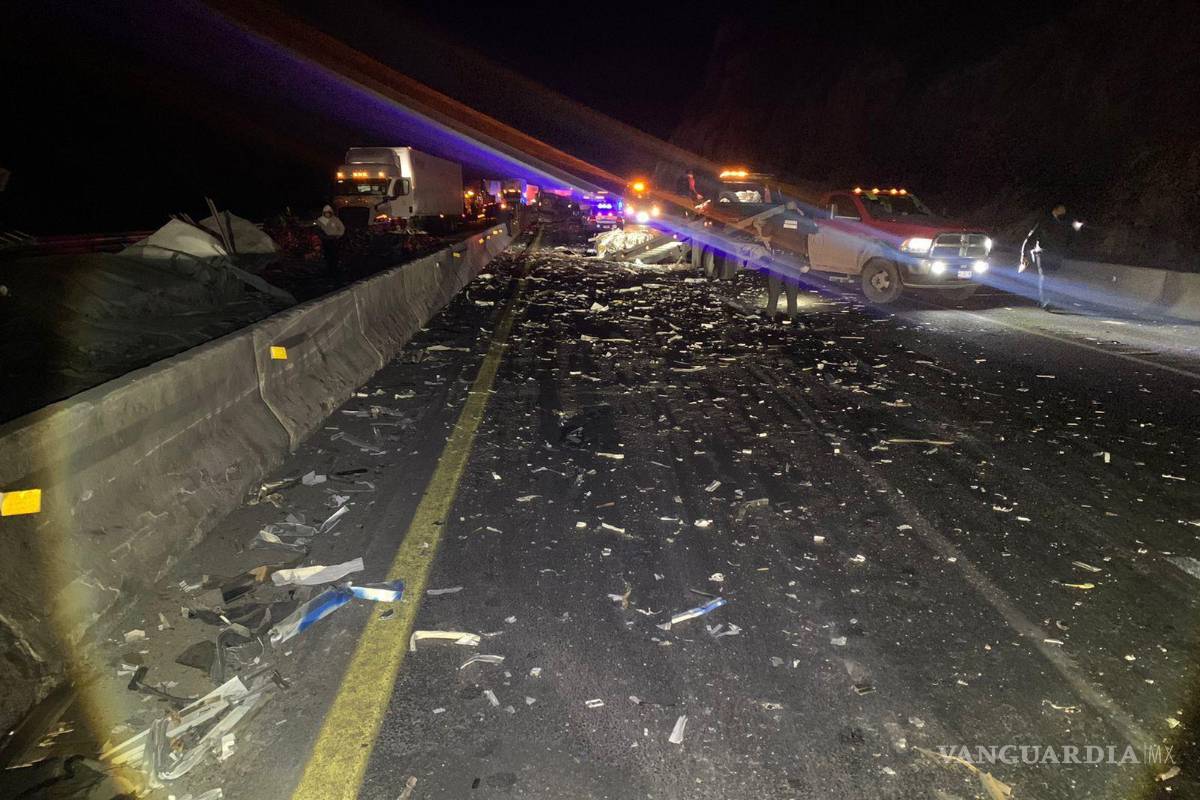 Cierran tramo Los Chorros en ambos sentidos por accidente