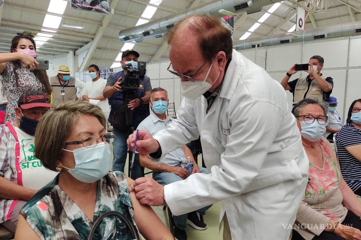 Registran primeros tres casos de reacciones a las vacunas COVID-19 aplicadas en Saltillo