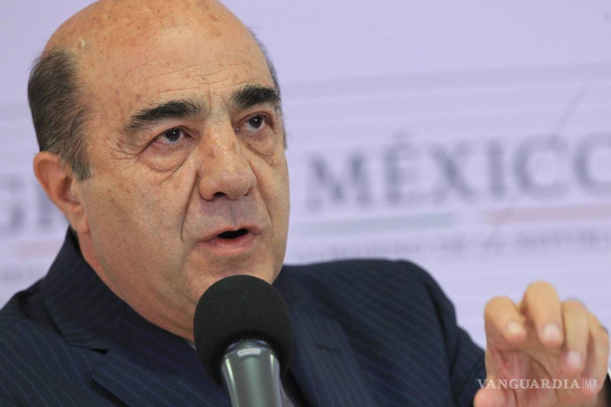 Murillo Karam aceptó soborno, denuncian