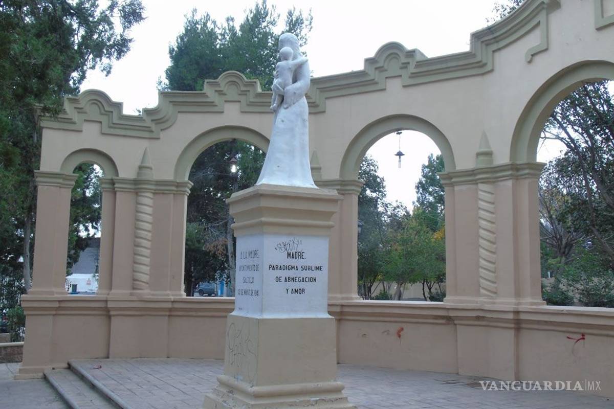 Causa, origen, raíz, madre; los Monumentos a la Madre en México y Saltillo
