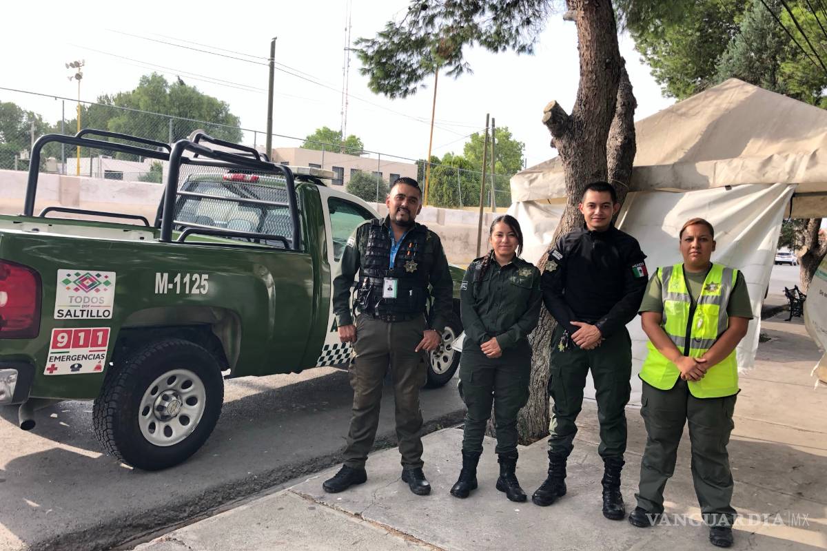 Ellos salvaron a los perritos que vivían en la Casa Alameda