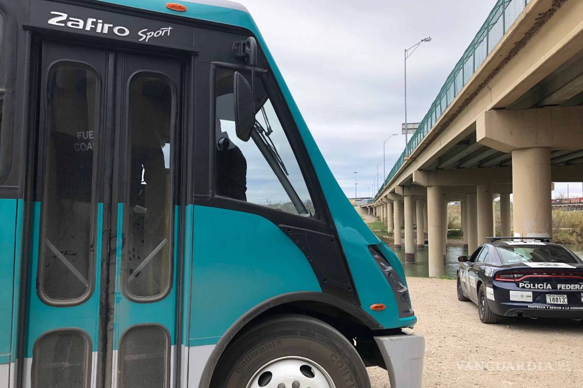 Autoridades realizan recorridos a migrantes por zona fronteriza para observar riesgos