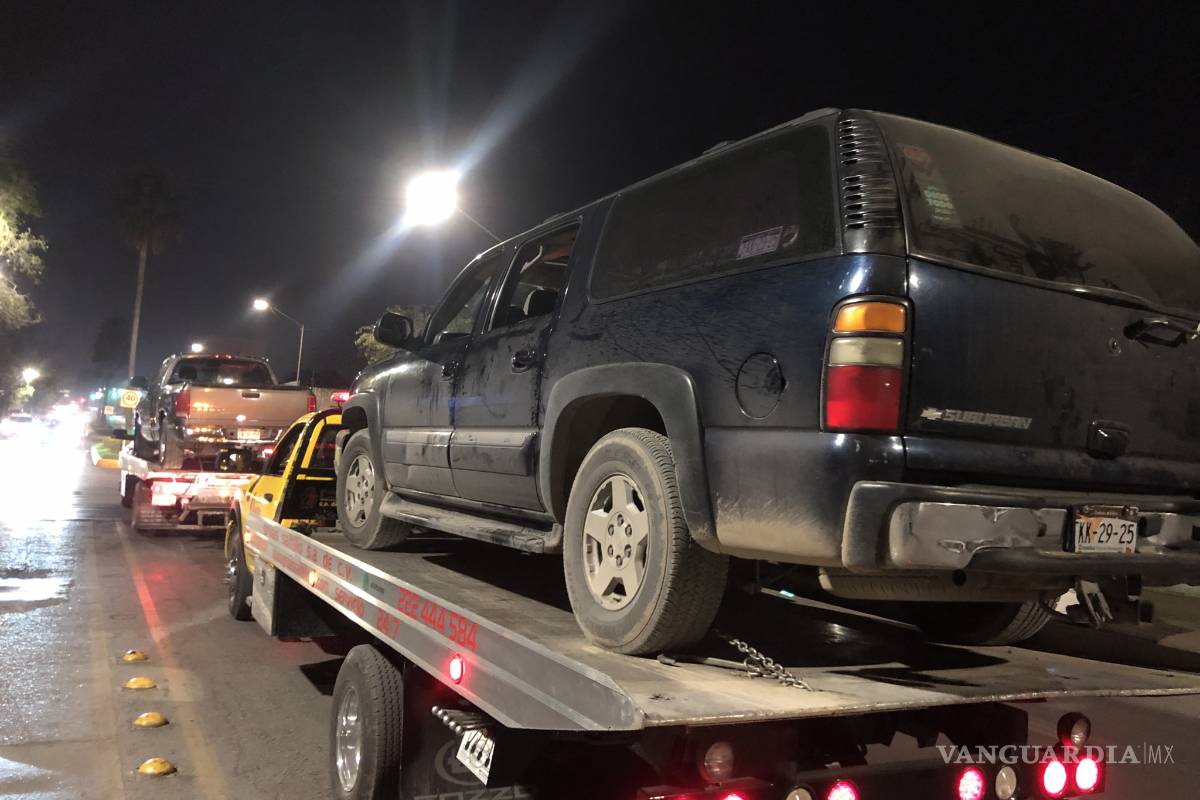 En Coahuila capturan a ‘huachicoleros’ robando gasolina de un ducto de Pemex en carretera antigua a Monclova