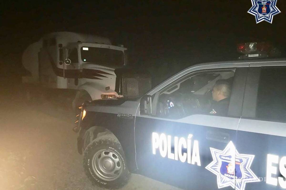 $!Hallan pipa cargada con 31 mil litros de hidrocarburo en Oaxaca