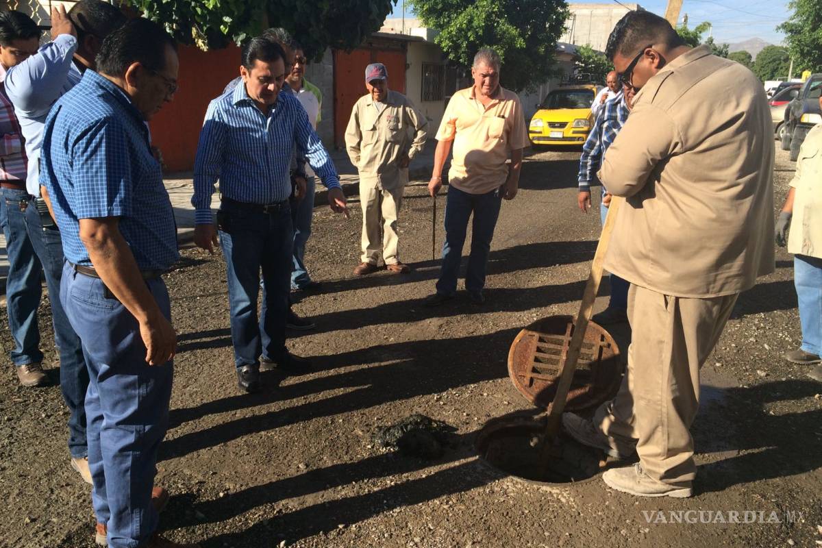 Destapa Simas Torreón red de drenaje en colonia Bocanegra