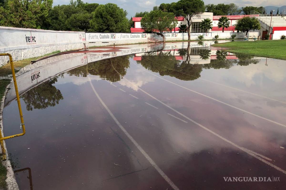 Vuelve a inundarse el Estadio Olímpico de Saltillo