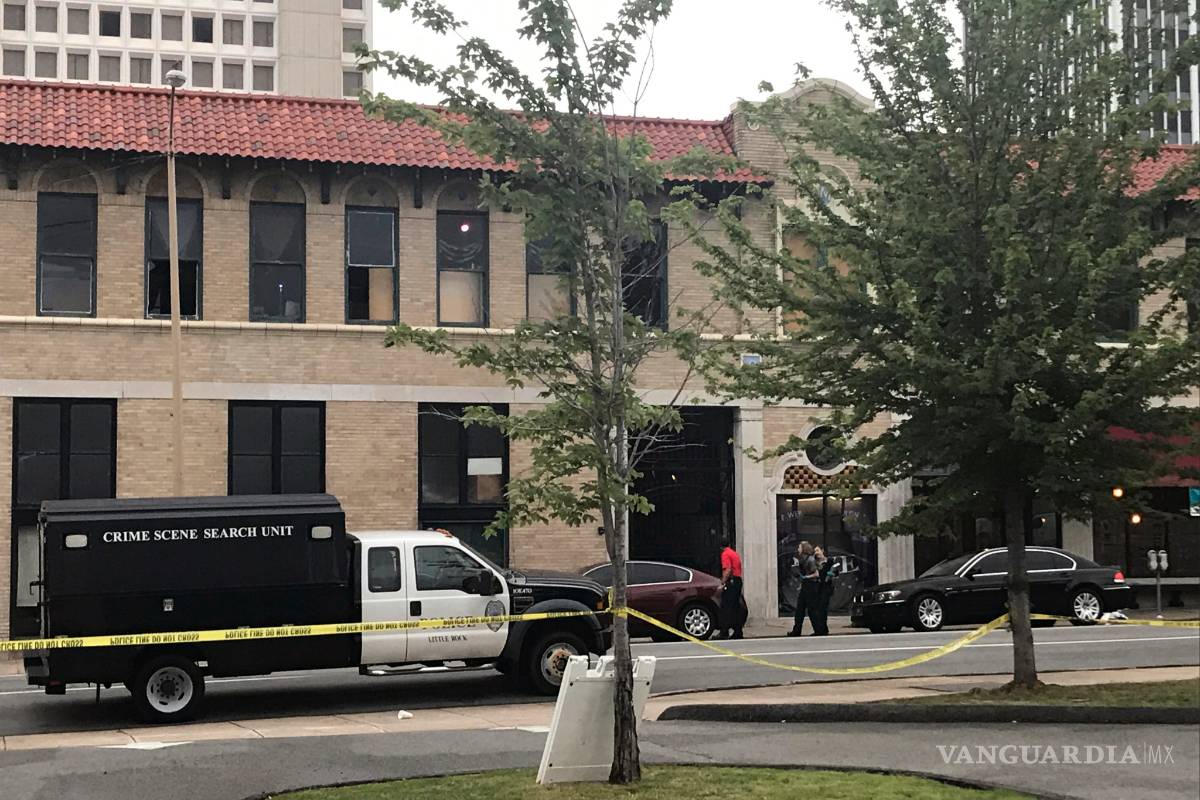Suman 28 heridos por tiroteo en discoteca de Arkansas