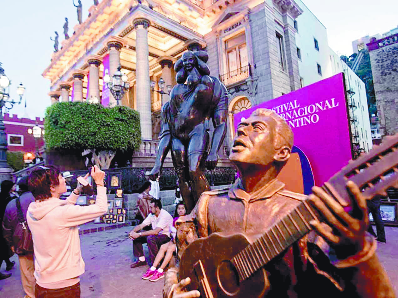 Apuesta cultural: Migración, tema central del Cervantino