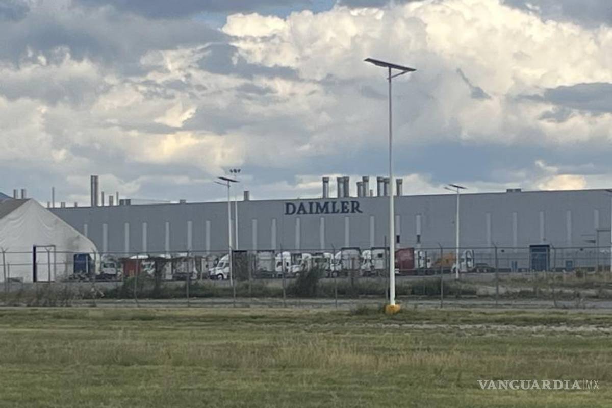 Atraso en aranceles del 25% a vehículos pesados, dará un respiro a empresas: Canacintra