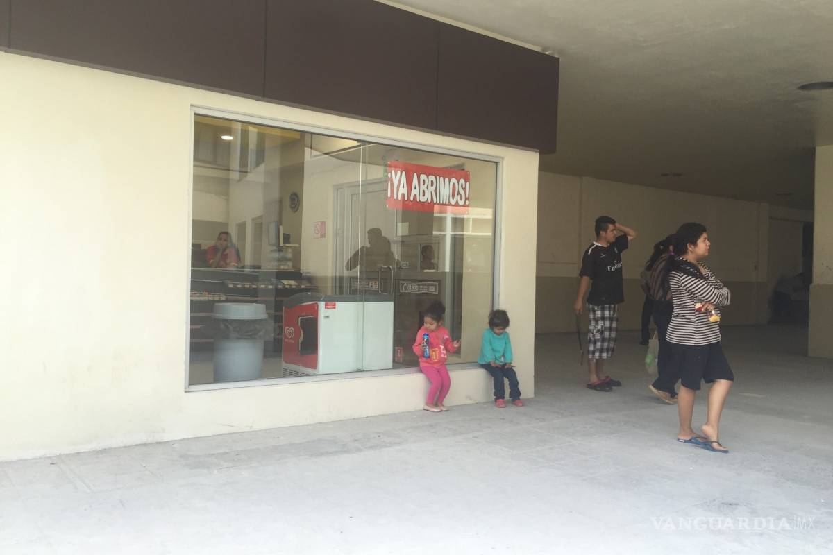 Inaugurados tres tiendas Oxxo en clínicas del IMSS de Saltillo