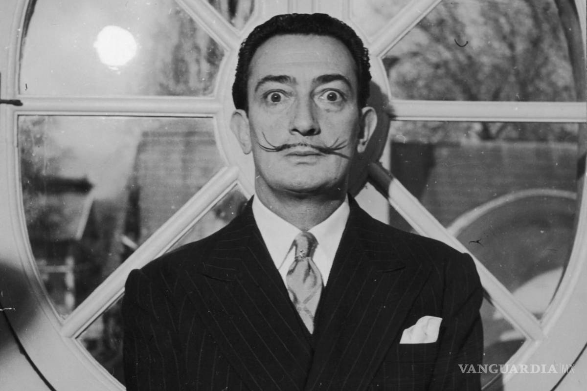 Salvador Dalí redefinió la pintura por su arte surrealista