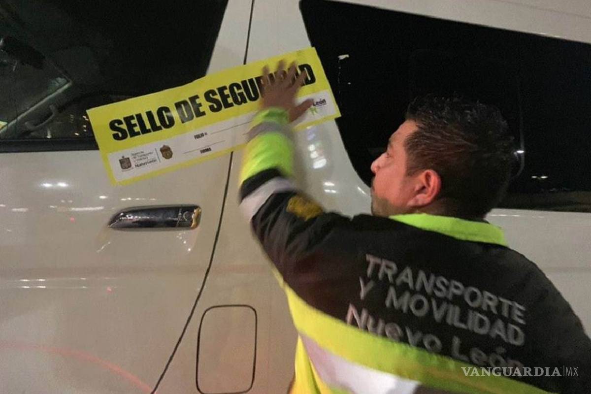 Gobierno de Nuevo León decomisa vehículos a Uber Van, por no contar con una concesión