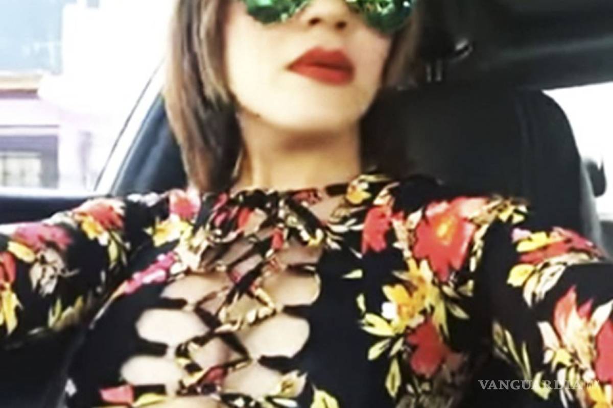 Mujer graba video para 'humillar' a chofer y en redes sociales se burlan de ella por su manera de hablar