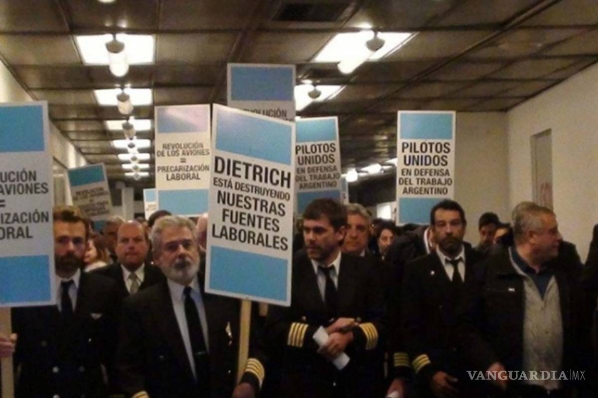 Pilotos argentinos convocan a dos días de huelga
