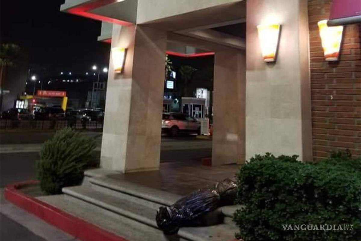 'Adorno’ de Halloween en restaurante provoca indignación en Tijuana