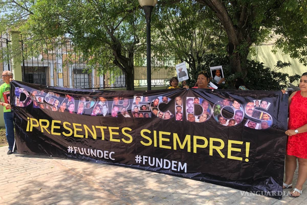 '¡Vivos se los llevaron, vivos los queremos!': Madres de Coahuila parten a la CDMX a marcha del 10 de mayo